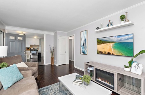 Roeland Park House | Peaceful Retreat - 20 Minutes to Almost Anywhere! 10 Min to KU MED!