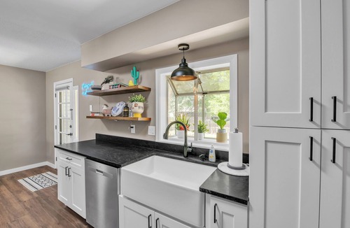 Longmont House | Peaceful Retreat with Hot Tub Kid and Dog Friendly