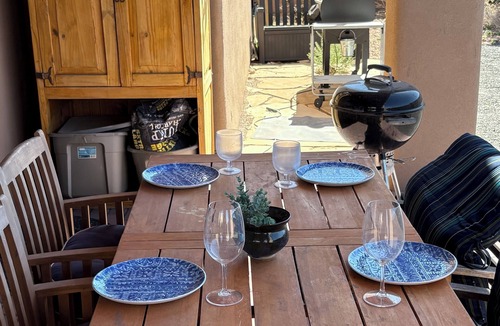 Santa Fe House | Peaceful Santa Fe private residence. Only 15 minutes to square
