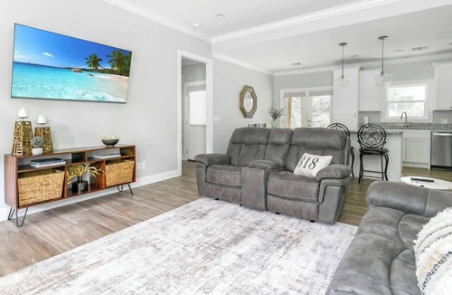Lincoln Parish House | Peaceful, Secluded, Clean, & Fresh