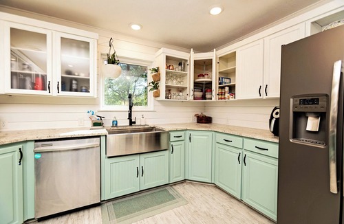 Morgans Point Resort House | Peaceful Lake Retreat 2-bedroom house in beautiful Morgan's Point Resort with AC