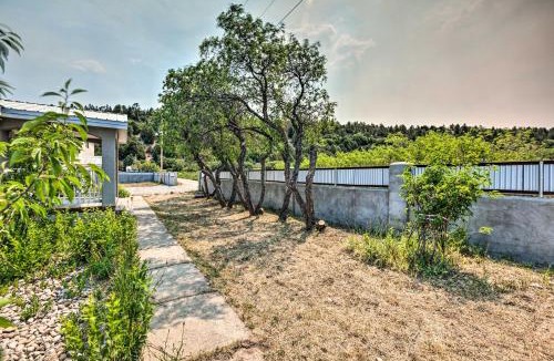 Vadito House | Peaceful Vadito Family Home Near Taos Valley!