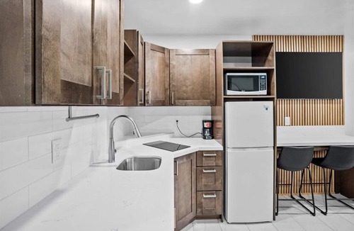 Safford Apartment | Peppertree Studios D9