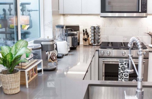 Broadway House | Perch - Capitol Luxe Six: Central Capitol Hill | Walk score 96