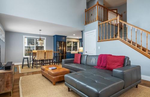 Rainier Valley House | Perch - Stylish 3BR Retreat | Open Living + Free Parking