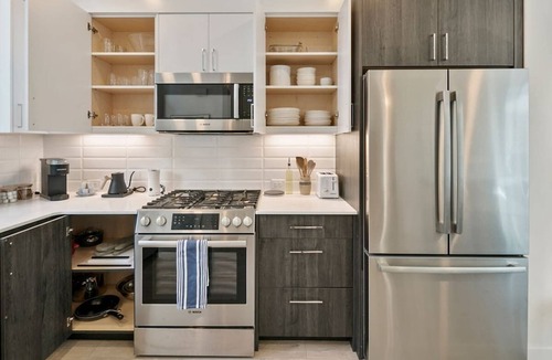 Broadway House | Perch - Urban Abode 18: Modern & Cozy Townhome; Heart of Capitol Hill