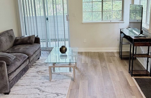 Silverdale Apartment | Perfect 2-bedroom + 2 -bathroom Apt in peaceful Silverdale for your getaway