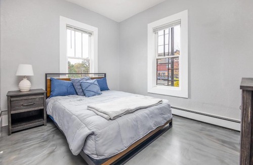 Sherman Hill Apartment | Perfect 2 bedroom Getaway in historic neighborhood