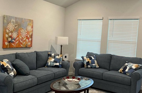 Wellborn House | PERFECT AGGIE HOME AWAY FROM HOME