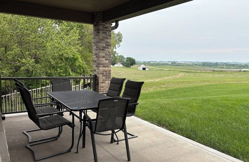 Wahoo House | Perfect College World Series Basecamp 45min, 4 bedroom home, 3 acres near, Wahoo