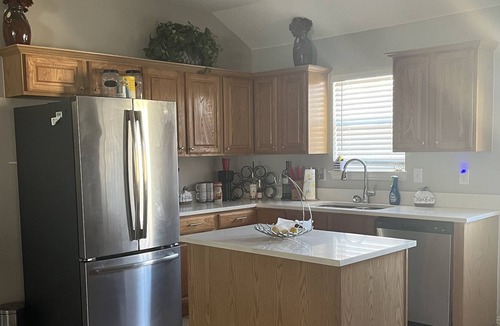 Southwest Arlington House | Perfect DFW LOCATION! Family-Sized with Large office space, game room