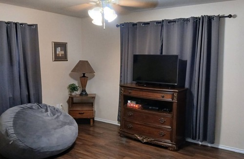 Odessa House | Perfect For Travelers and Traveling Nurses Near I-20
