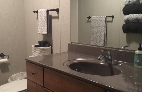 Platte Cabin | Perfect lodging for fishermen, hunters and family gatherings! Sleeping for 12.