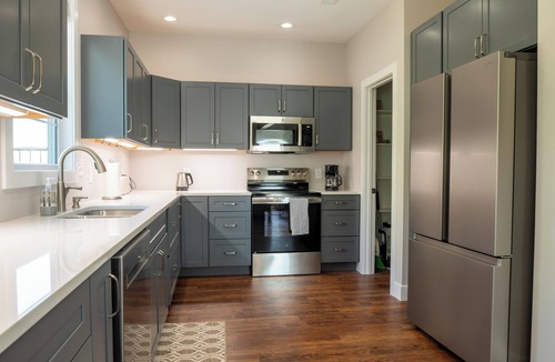 Troy Apartment | Perfect new construction apartment centrally located in Troy.