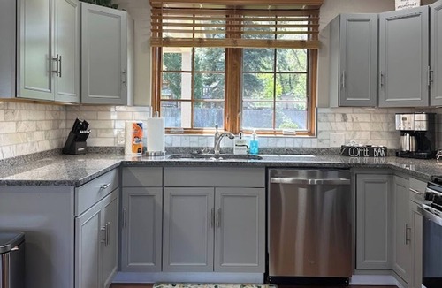 Broadmoor House | Perfect vacation home with amazing outdoor space, dog and handicapped friendly!