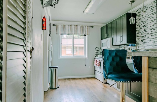Nacogdoches Apartment | Pet-Friendly 2BR · Laundry · Monthly Stays OK