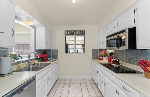 Rowlett House | Pet-friendly 3-bedroom + Office and Pool
