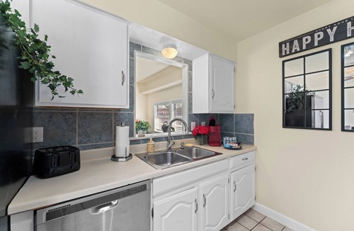 Rowlett House | Pet-friendly 3-bedroom + Office and Pool