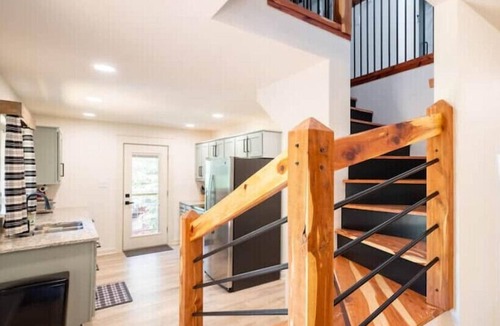 Marble Falls Ski Chalet | Pet-Friendly Chalet-Scenic Newton County, Buffalo Nat'l River, Jasper, Harrison