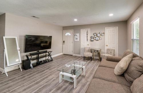 Mesquite House | Pet-Friendly Home Near Dallas w/Private Backyard
