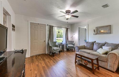 Aubrey House | Pet-Friendly Home w/1-Acre Yard in Aubrey