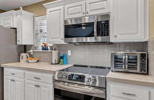 Waldron House | Pet-Friendly Near Kansas City, Fenced Yard, King Suite, Blackstone
