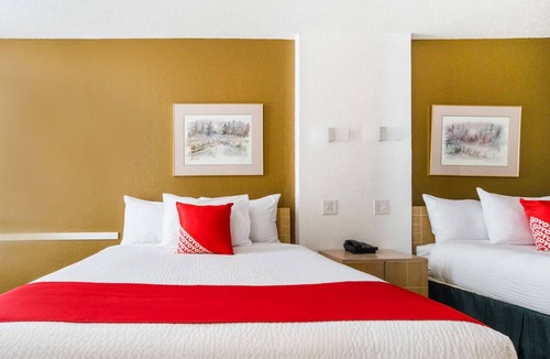 Wichita Falls Hotel | Pet-Friendly Queen Bed Room – Free Parking & Ideal for Budget Travelers
