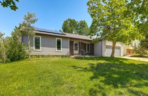 Aurora House | Pet-Friendly Retreat w/Fenced Yard in Aurora
