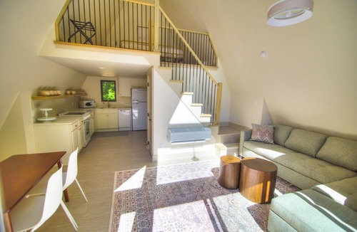 Berwick Cabin | Pet-Friendly River Escape | A-Frame Cabin w/Kitchen | Close to Trails