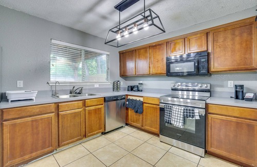 Wilmer House | Pets Welcome! Wilmer Haven w/Private Yard & Patio