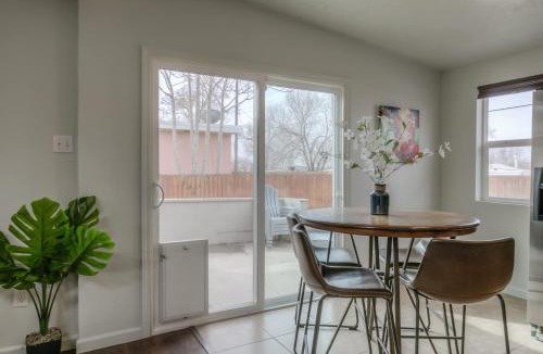 Northeast Heights House | Pitt Paradise Pet Friendly Oasis - An Irvie Home