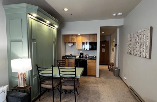 Purgatory Condo | Plaza View Studio for 2 in Purgatory Village, perfect for your mountain getaway!