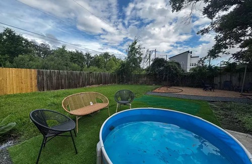 Northside House | Pool + Fire Pit - 5 Min to Downtown and Stadiums