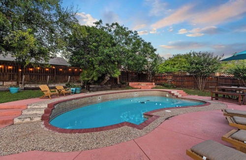 North San Antonio - SAT House | Pool, Hot tub, game room 12 beds, sleeps 16