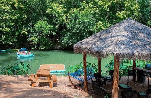 Sutherland Springs House | Poolside Glamping Cabin by creek with kayaking, paddle boarding, hot tub! - RCA