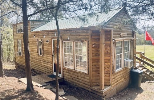 Mena Cabin | Prairie Creek Cabin -Ride SxS to trails from the cabin! Kayak and Fish the Creek