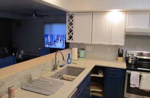 Fitzsimons Apartment | Prime Location Near Anschutz Medical Campus/2 Bed, 1 Bath