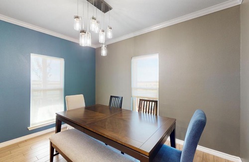 Celeste House | Prime Stargazing! Serene Texas Countryside Retreat