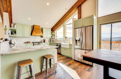 Black Hawk Cabin | Pristine Cabin w/Stables in Black Hawk by Casinos