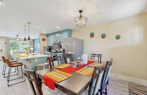 Southeast Houston House | Pristine Houston Retreat Brand New & Stylished