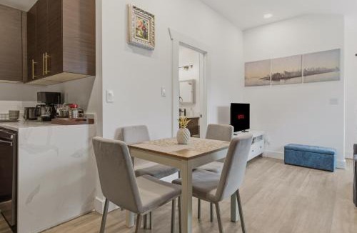 Burien House | Private 1BR Free Parking 10min Airport Easy Check-in
