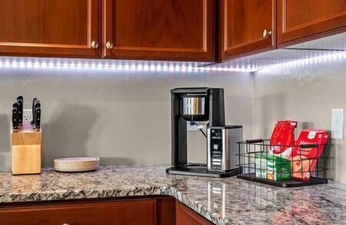 Caldwell House | Private 7-Acre Wine Trail Estate near Lake Lowell