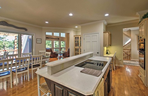 Jones Mills House | Private Dock & Pool Access! Hot Springs Home