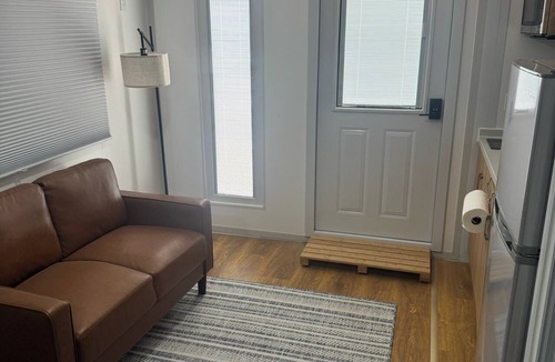 Pecos Apartment | Private Duplex Studio Suite with Queen Bed, Kitchenette and Private Bathroom.