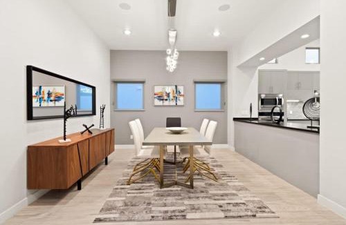 El Paso House | Private Franklin Hills Retreat With A Pool & Views Villa