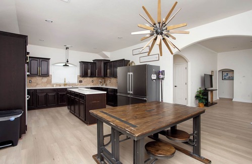 Amarillo House | Private Pool, BBQ, Workout area, KING Beds, Park across street+ basketball court