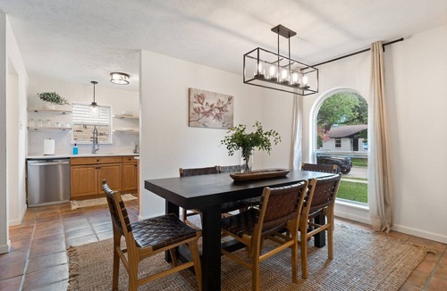 The Colony House | Private Pool, Grill, Family Friendly!