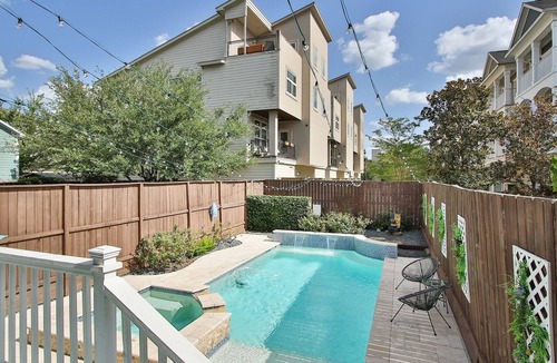 Shady Acres House | Private Pool + Hot Tub in Houston Heights - Lovett!