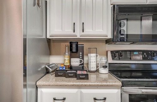 Stephenville House | Private Pool · On Golf Course· 3 Bed Near Tarleton