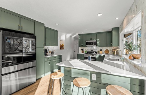 Northwest Arvada House | Private Spa Retreat for 17 Sauna, Hot Tub, Theater